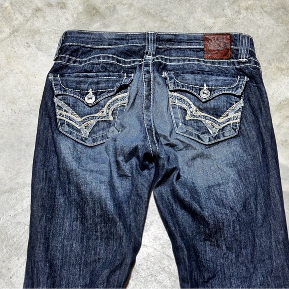 Big Star Remy Low Rise Boot Cut Jeans - Picture 4 of 15